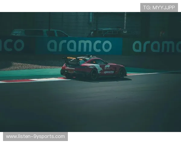 F1赛季精彩回顾：红牛车队续写辉煌 梅赛德斯与法拉利竞逐激烈